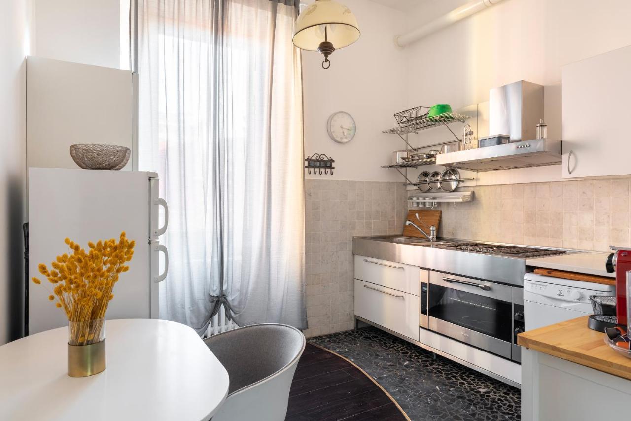 Ferienwohnung Residenza Sempione 95 Mailand Exterior foto
